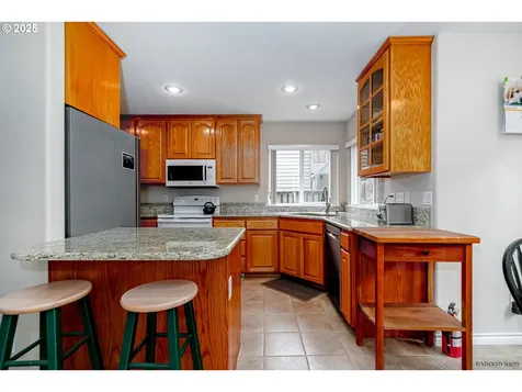 24788 E Mckenzie Valley Court Welches OR 97067