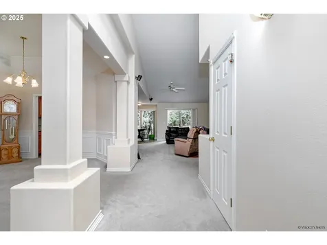 24788 E Mckenzie Valley Court Welches OR 97067