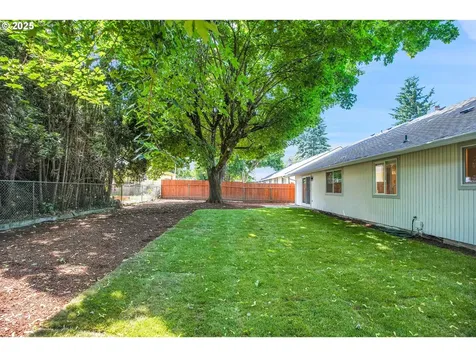 519 NW 82nd Street Vancouver WA 98665