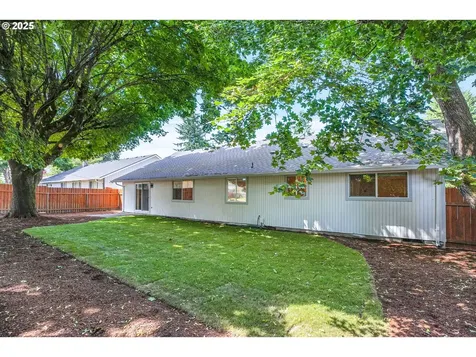 519 NW 82nd Street Vancouver WA 98665