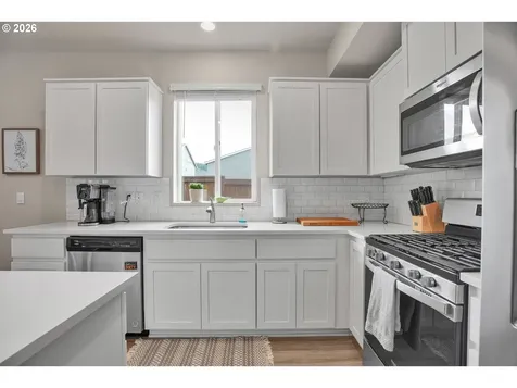 3758 SW Redfern Avenue Gresham OR 97080