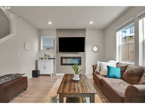 3758 SW Redfern Avenue Gresham OR 97080