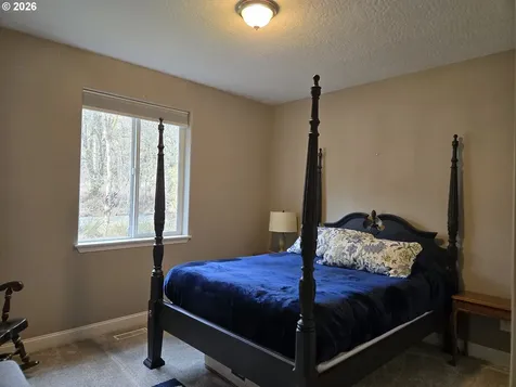 16817 Nonpareil Road Sutherlin OR 97479