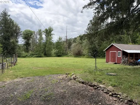 16817 Nonpareil Road Sutherlin OR 97479