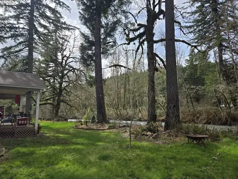 16817 Nonpareil Road Sutherlin OR 97479