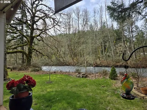 16817 Nonpareil Road Sutherlin OR 97479