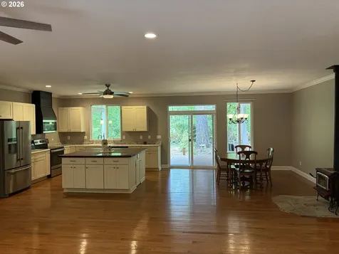 16817 Nonpareil Road Sutherlin OR 97479