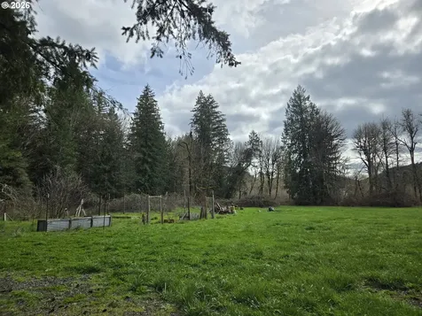 16817 Nonpareil Road Sutherlin OR 97479