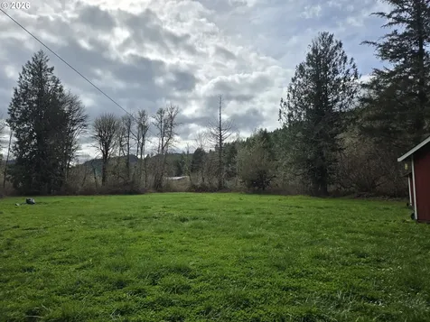 16817 Nonpareil Road Sutherlin OR 97479