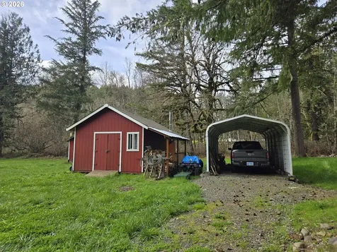 16817 Nonpareil Road Sutherlin OR 97479