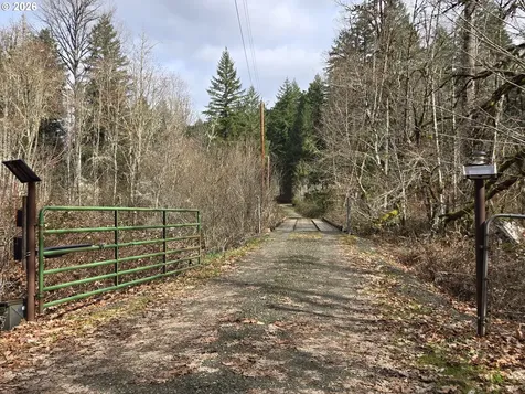 16817 Nonpareil Road Sutherlin OR 97479
