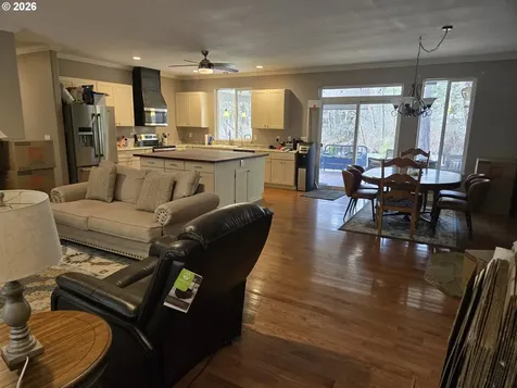 16817 Nonpareil Road Sutherlin OR 97479