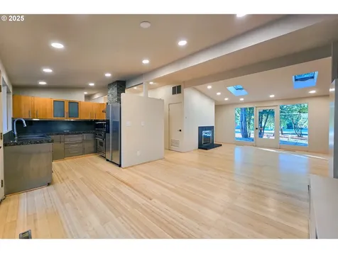 1539 NE 129th Place Portland OR 97230