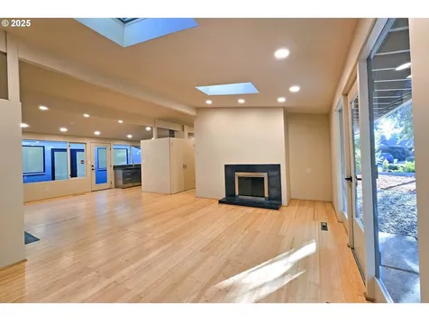 1539 NE 129th Place Portland OR 97230