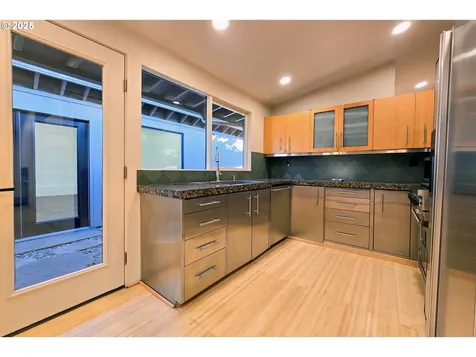 1539 NE 129th Place Portland OR 97230