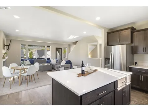 4236 E Willakenzie Street Newberg OR 97132