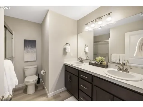 4236 E Willakenzie Street Newberg OR 97132