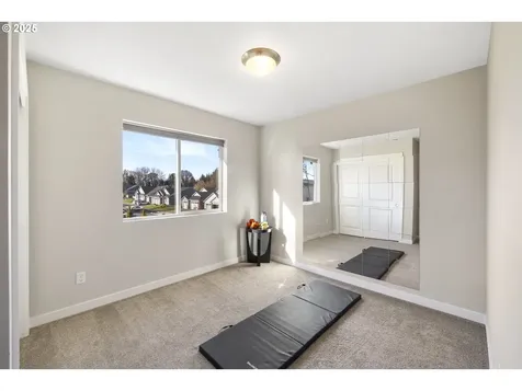4236 E Willakenzie Street Newberg OR 97132