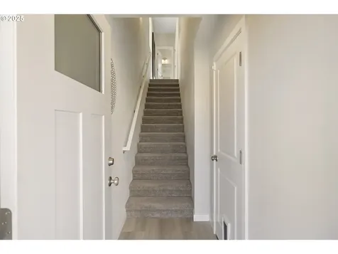 4236 E Willakenzie Street Newberg OR 97132