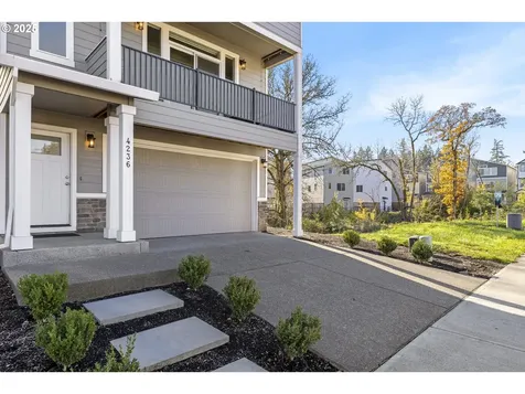 4236 E Willakenzie Street Newberg OR 97132