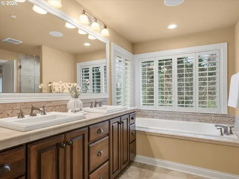 2520 NW 12th Circle Camas WA 98607
