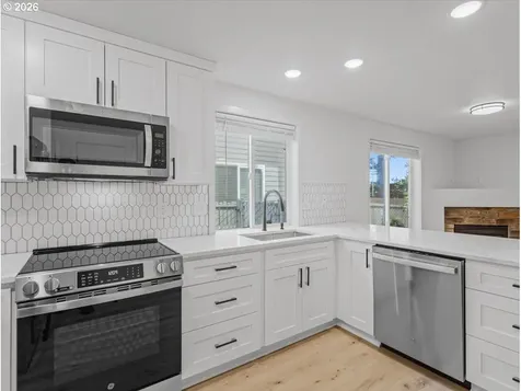 3130 NE 115th Avenue Vancouver WA 98682