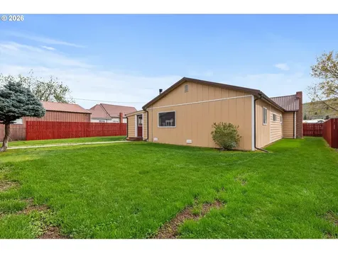 2142 Colorado Avenue Baker City OR 97814