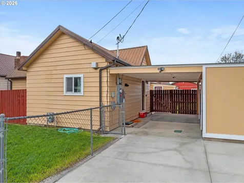 2142 Colorado Avenue Baker City OR 97814