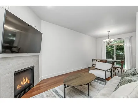 15183 SW Canyon Wren Way Beaverton OR 97007