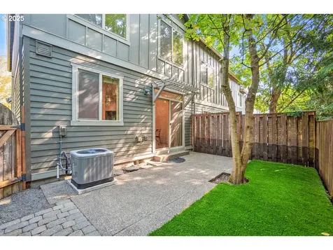 15183 SW Canyon Wren Way Beaverton OR 97007