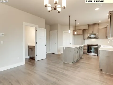 2335 E Otter Loop La Center WA 98629