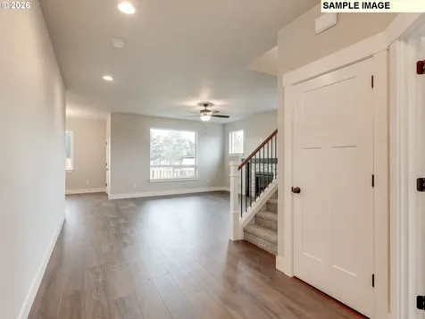 2335 E Otter Loop La Center WA 98629