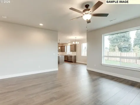 2335 E Otter Loop La Center WA 98629