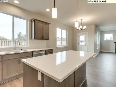 2335 E Otter Loop La Center WA 98629