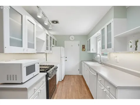 2355 SW Sandalwood Avenue Beaverton OR 97005