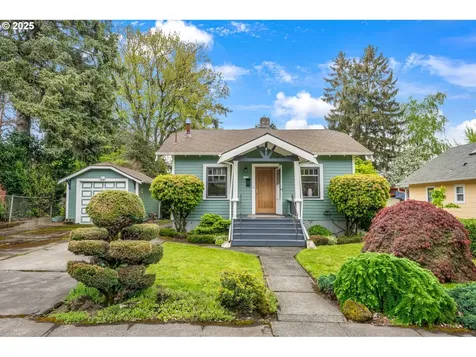 7318 SE Harrison Court Portland OR 97215