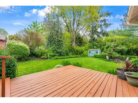 7318 SE Harrison Court Portland OR 97215