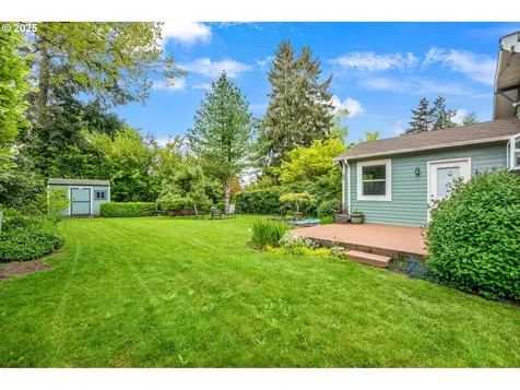 7318 SE Harrison Court Portland OR 97215
