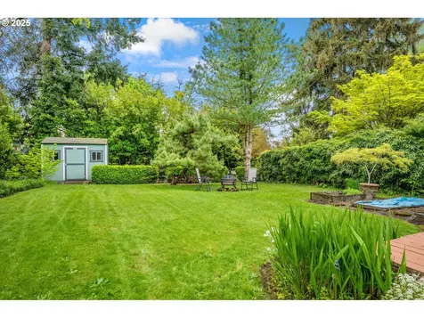 7318 SE Harrison Court Portland OR 97215