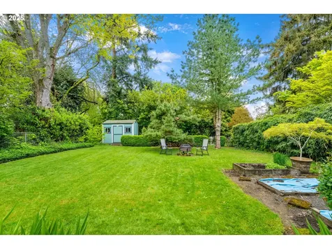 7318 SE Harrison Court Portland OR 97215