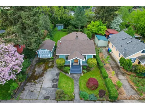7318 SE Harrison Court Portland OR 97215