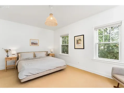 5519 SE 74th Avenue Portland OR 97206