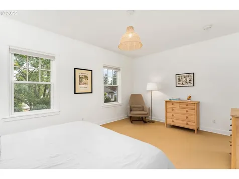 5519 SE 74th Avenue Portland OR 97206