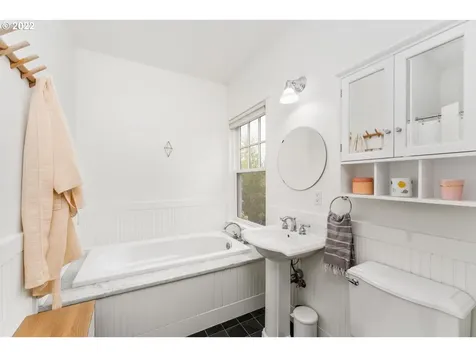 5519 SE 74th Avenue Portland OR 97206