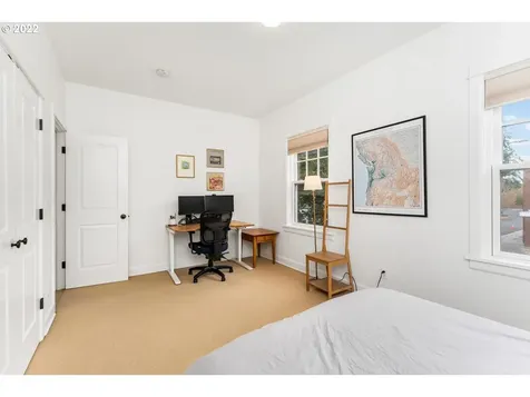 5519 SE 74th Avenue Portland OR 97206