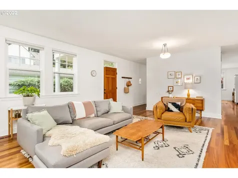 5519 SE 74th Avenue Portland OR 97206