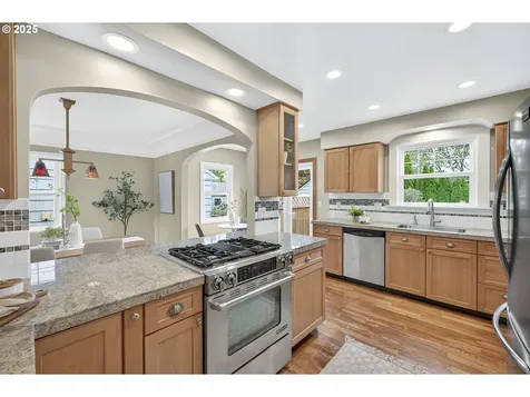7754 SE 18th Avenue Portland OR 97202