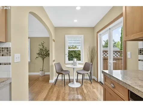 7754 SE 18th Avenue Portland OR 97202