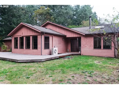 780 Michigan Avenue Bandon OR 97411