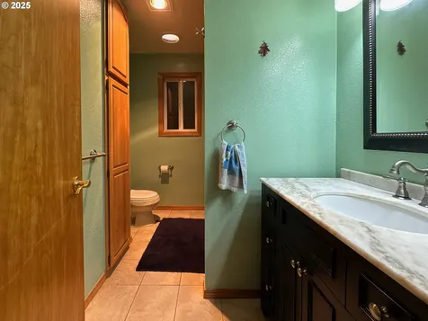 780 Michigan Avenue Bandon OR 97411